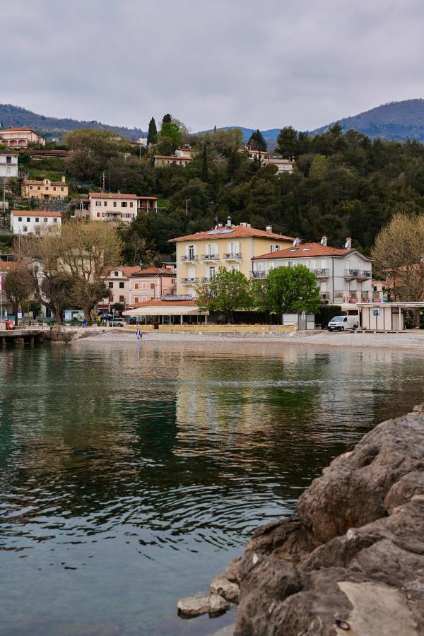 Hotel Villa Schubert Opatija Exteriör bild